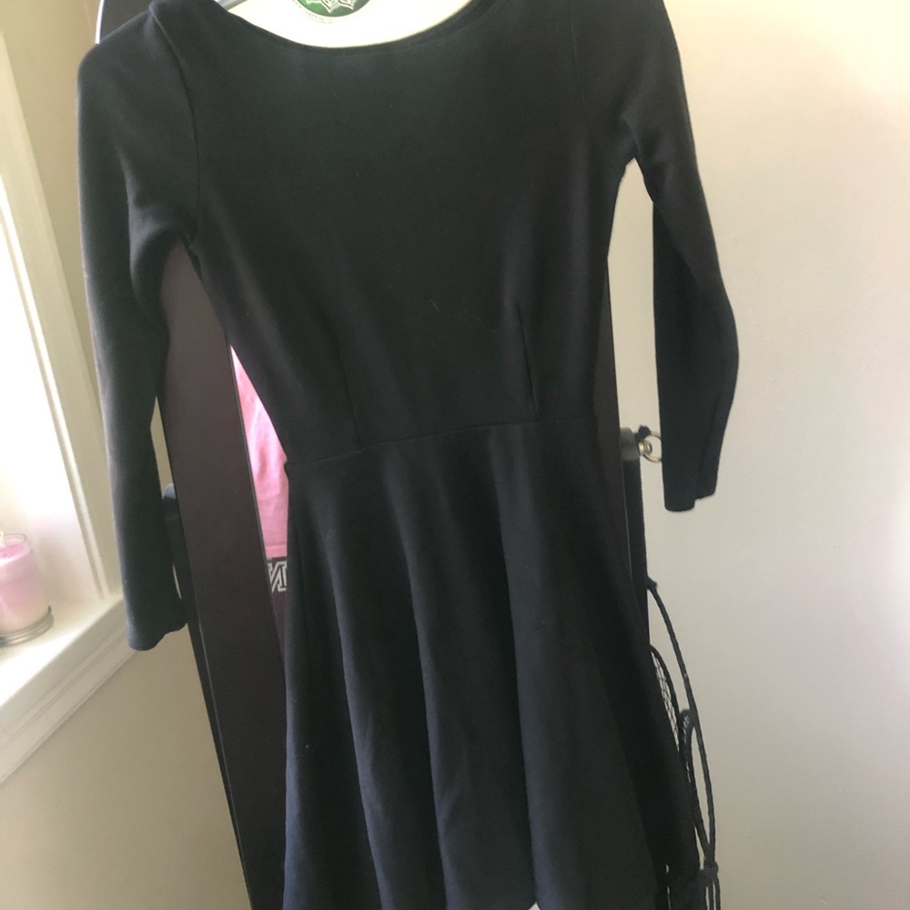 Black long sleeve dress